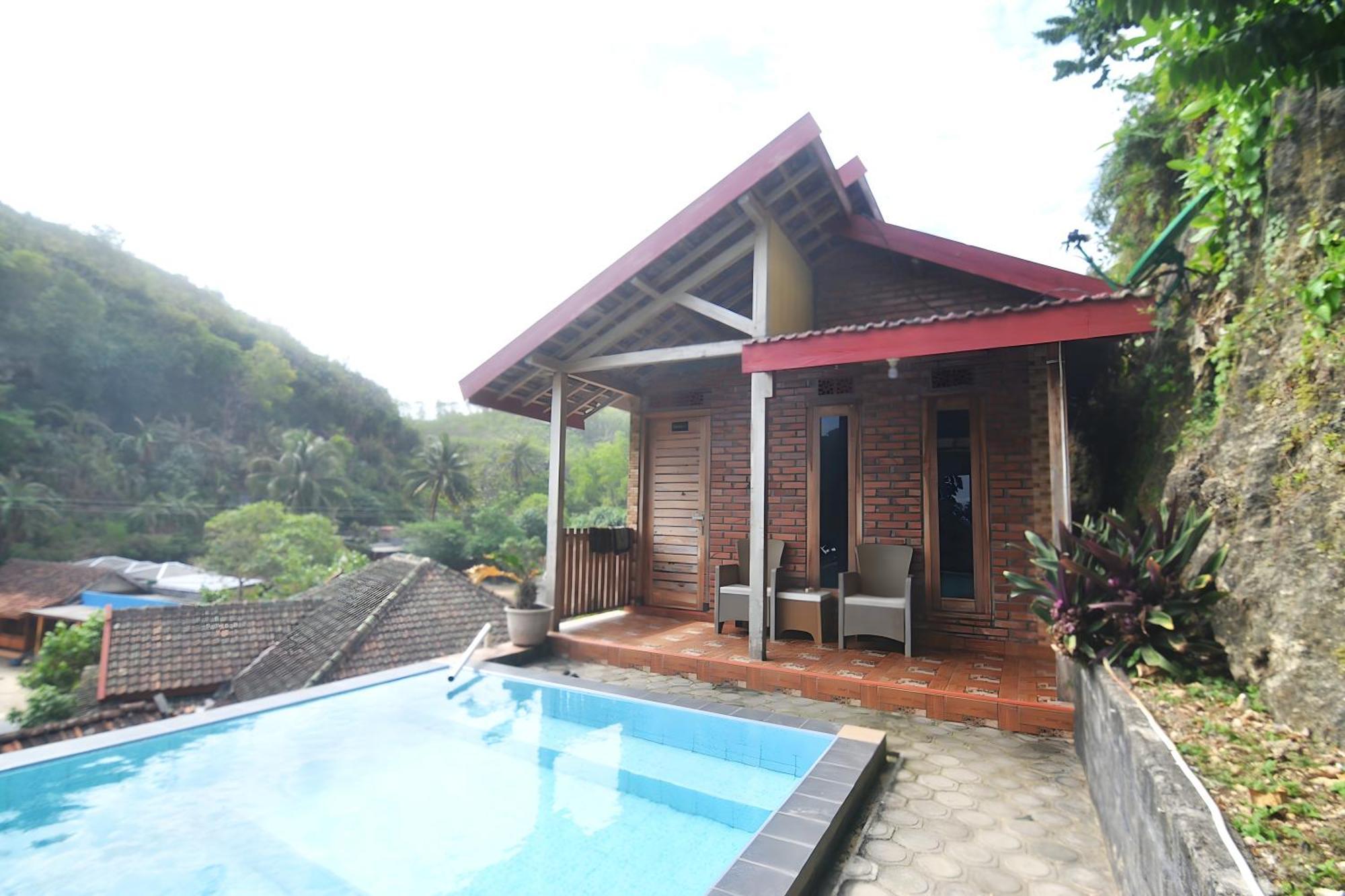 Villa Kopiori Yogyakarta Exterior photo